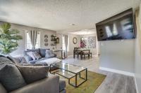 Minneapolis Home: Mins From US Bank Stadium & More - B&B Golden Valley