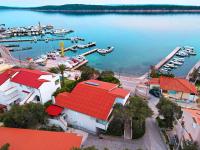 Rab Pandelo Apartmani - B&B