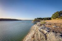 Deck and Cliffside Belton Lake Views Temple Retreat - B&B Temple