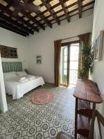 Chambre Double avec Balcon (2 Adultes + 1 Enfant)