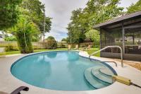 B&B Bradenton - Uncle Louies Gulf Coast Retreat with Outdoor Oasis! - Bed and Breakfast Bradenton