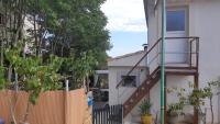 HAUT DE VILLA au MONT ST CLAIR VUE EXCEPTIONNELLE MER et FORÊT terrasses, piscine, pétanque, solarium privés - Chambres d’hôtes Sète