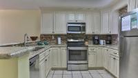 Destin on the Gulf 302 - Perfect location for a nice family getaway - Chambres d'hôtes Destin