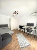 Puzzle Studio - Bed and Breakfast Boekarest