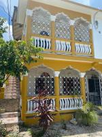 B&B Negril - Runthings Hideaway Stay Negril - Bed and Breakfast Negril