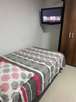 Apartaestudio entero cerca estacion metro Itagui - B&B Itagüí