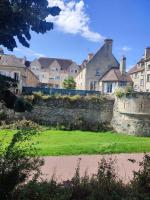 La maison des Remparts - Bed and Breakfast Falaise