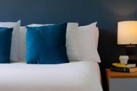 B&B Cardiff - Amroth House - Bed and Breakfast Cardiff