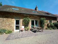 GITE LE PRESSOIR DE LA BAIE 20 km DU MONT ST MICHEL - B&B Le Val-Saint-Père