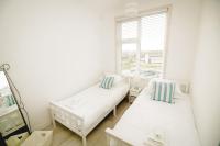 Sea View Beachfront House - B&B Walcott