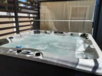 Aqua Dreams - Hot Tub Cabin | Foosball, Arcade, Fireplaces - B&B Big Bear City