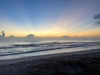 Serenity One 100 percent Oceanfront 6 Bedrooms - B&B