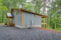 Blue Ridge Mountainside Cottage with Fire Pit! - B&B Epworth