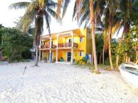 Marysol private beach next to nomads d5 - B&B Isla Mujeres