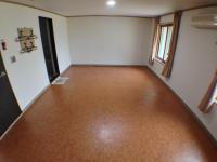 Korean-Style Family Room