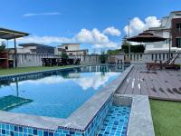 B&B Kuah - Private Pool Retreat, Langkawi Villa w/ Karaoke by Zervin - Bed and Breakfast Kuah