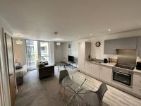 Stylish Studio for 2 MCR+Balcony - B&B
