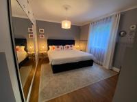 Suite mit Kingsize-Bett und eigenem Bad