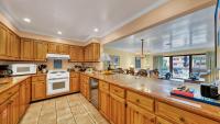 Aegean 215 - Beautiful Beachfront Condo Lots of on site Activities - Chambres d'hôtes Destin