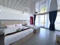 Superior Triple Room with Sea View