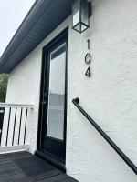 Grand Oaks Retreat in the Heights - Ferienwohnung