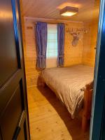 Three bedroom holiday house with jacuzzi in Bjorli , pets allowed - B&B Bjorli