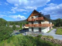 nowy Apartament Willa Sowia z widokiem na Śnieżnik - Chambres d’hôtes Stronie Śląskie