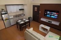 B&B Manila - FULLY FURNISHED 2BR CONDO SAN LORENZO PLACE WITH FAST INTERNET - Bed and Breakfast Manila