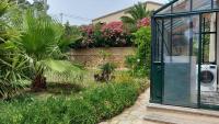 Villa Magali grande terrasse vue mer, jardin, proche port - B&B