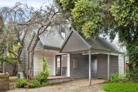 Lonsdale Villa 8 - Bed and Breakfast