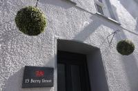 3 Bedroom Cottage in Conwy with Parking Sleeps 4 - Ferienwohnung Conwy