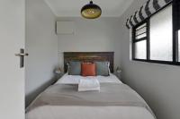 Charming 2-Bedroom Central Green Point Stadium - Bed and Breakfast Kaapstad