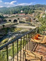 Apartamento colgante al río con vistas al puente - Chambres d'hôtes Camprodon