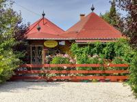 Gyöngyvirág Apartment - B&B Romhány