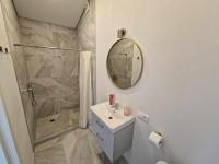 Apartment - Split Level