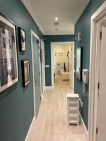 Perfect Stay for Families & Business in CR2 - with FREE parking & 10mins from East Croydon - B&B