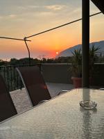 Beachfront Estate in Agios Isidoros - Ferienwohnung Plomári