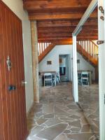 Villa 168m2 son Parc Arboré pour groupe Famille et Amis jusqu'à 10 personnes et sa piscine - Chambres d'hôtes Courcoury
