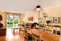 CASA DE LOIS a un paso de Vigo, Baiona, Playa América y Portugal - B&B Gondomar