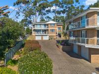 Mollymook Apartments with Ocean Views - B&B