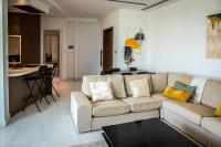 B&B Nicosia - Phaedrus Living: 360 Tower Luxury Flat - Bed and Breakfast Nicosia