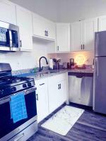 2Br Unit W/ Cinema Room in Nulu - B&B Louisville