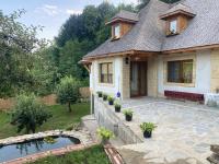 Casa cu șindrilă - B&B