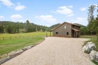 Hot Shot Hideaway - B&B Custer