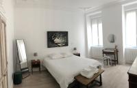 Elegant, Spacious Apartment in Historic Center of Tournon - B&B Tournon-sur-Rhône
