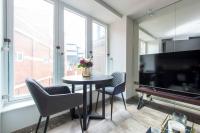 Chic Central Reading 1BR Apt CHRL F2 - B&B Reading