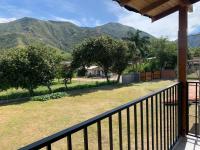 Beautiful Private Villa, Views in Every Direction - Ferienwohnung