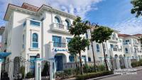 OCEAN VILLA - VILLA 4 phòng ngủ lớn, Bể bơi riêng, sát cạnh biển Bãi Cháy- Hạ Long - B&B