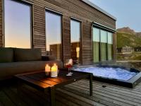 B&B Kleppstad - Luxury Lodge with jacuzzi and sauna - Bed and Breakfast Kleppstad