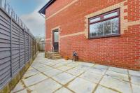 StayRight- 2 Bedroom House, Centrally Located & Close Walk to City Centre - Ferienwohnung